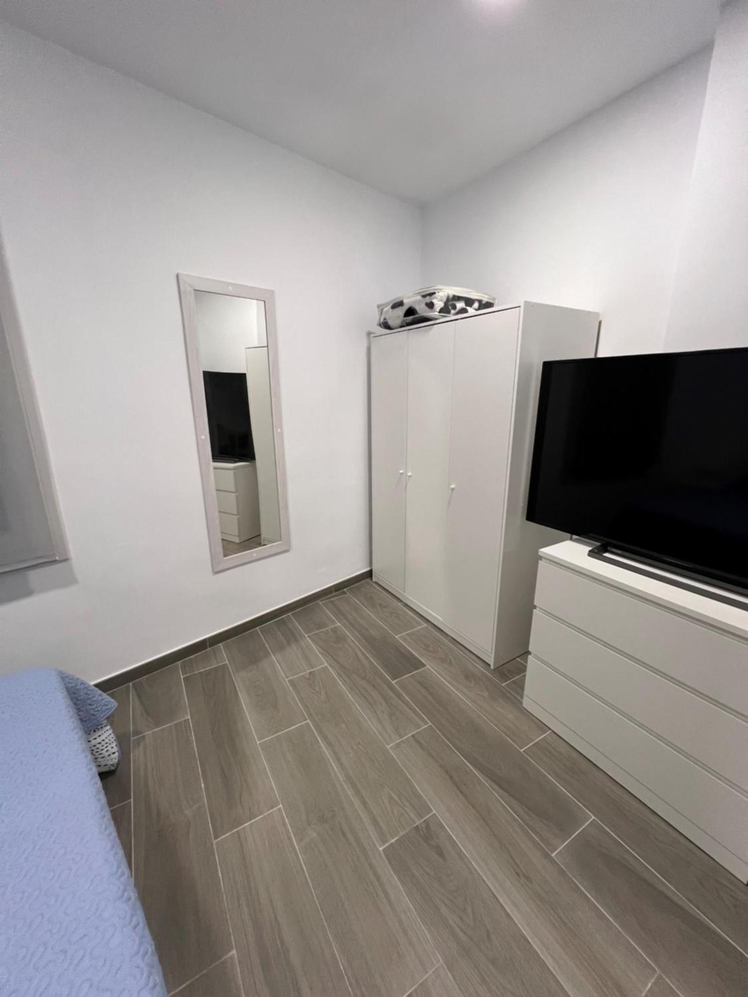 Apartamentos Montalvo Metropolis A Torremolinos Kültér fotó