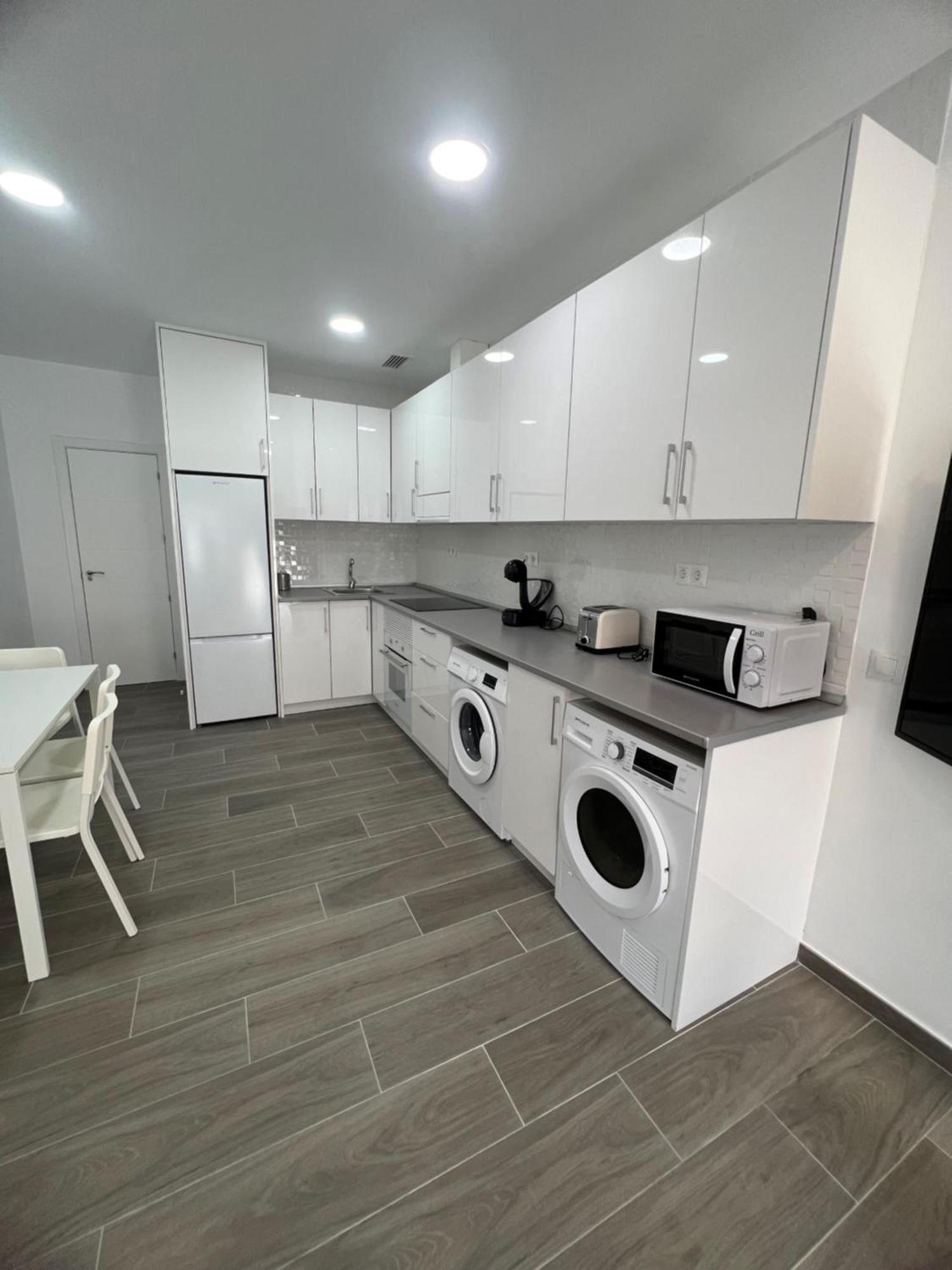 Apartamentos Montalvo Metropolis A Torremolinos Kültér fotó